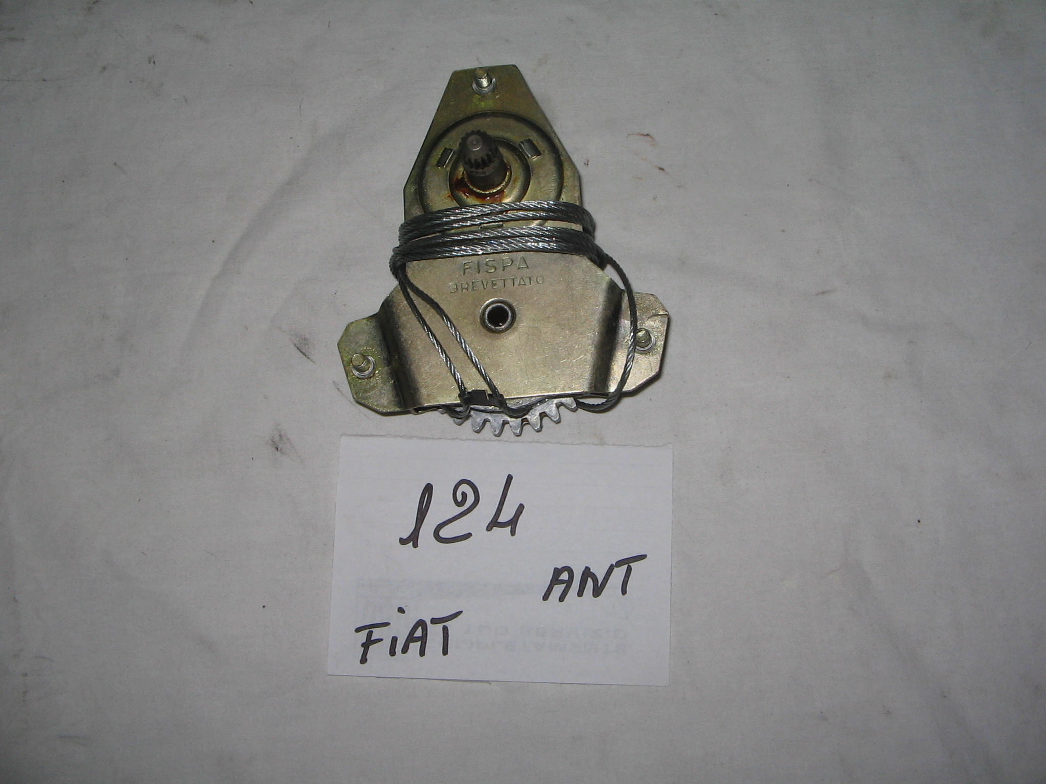 ALZACRISTALLO INT FIAT 124 N.657